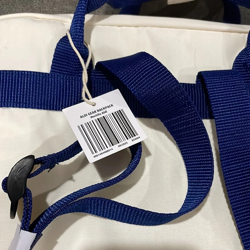🍁 NEW Aldi Cream with Blue backpack Fall Gear 2023. With tags